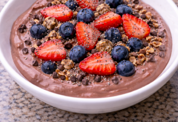 Chocolate Greek Yogurt Protein Bowl