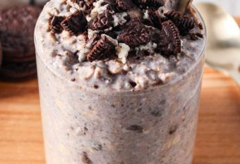 Oreo Overnight Oats