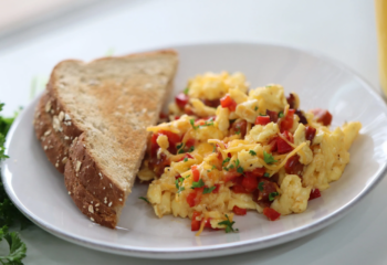 Scrambled Eggs with Turkey Bacon & Peppers