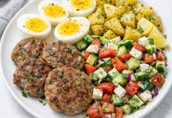 Mediterranean Breakfast Bowl