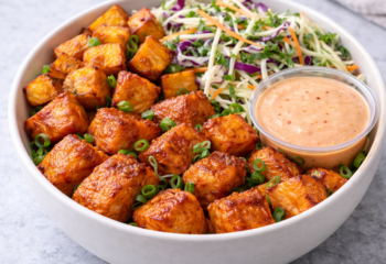 Bang Bang Salmon Bowl